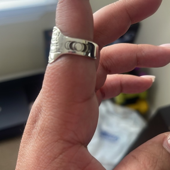 Silver Ring - Picture 2 of 2